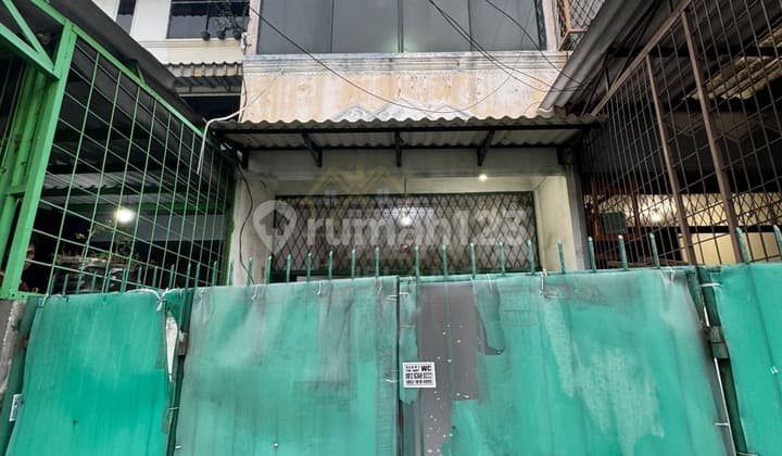 Ana Ruko Pinggir Jalan Uk 4X18m di Jelambar