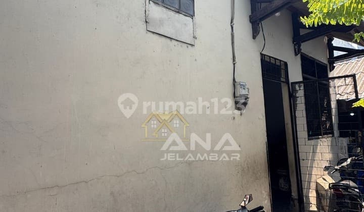ANA RUMAH KOST FULL TERISI LT.85M DI JELAMBAR