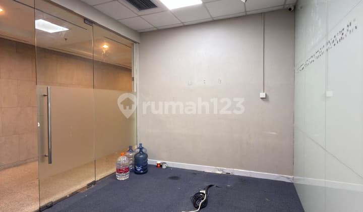 Office Space Gold Coast 190M2 High Zone Semi Furnished