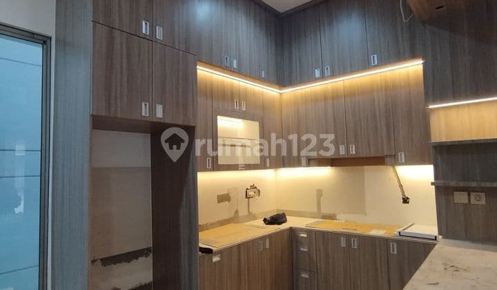Rumah 10x15 Golf Island Furnished Bagus 2 Lantai