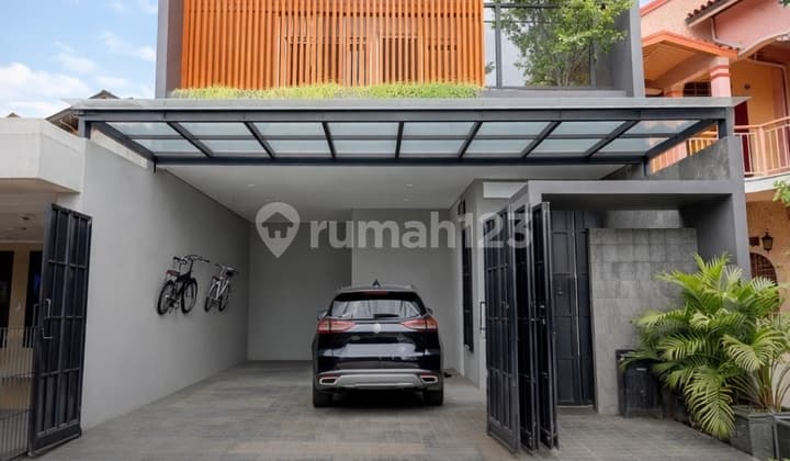 Lebak Bulus Newly Renovated Modern Minimalist Design