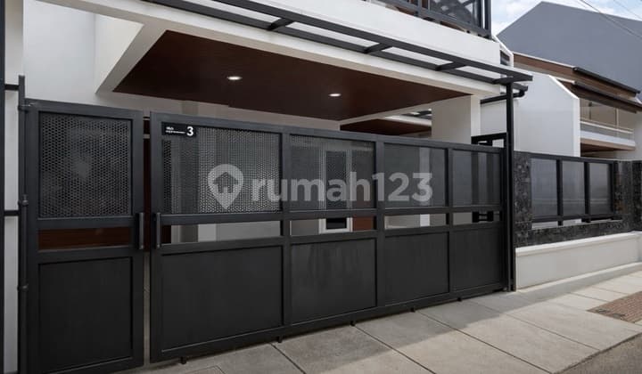 Pondok Indah Brand New Renovated untuk Hunian Dalam Komplek