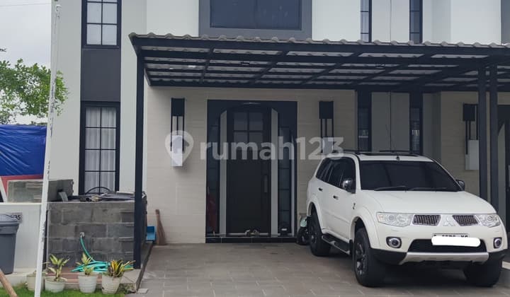 Rumah 2 Lantai Dijual di Mainroad Citragrand Tembalang Semarang