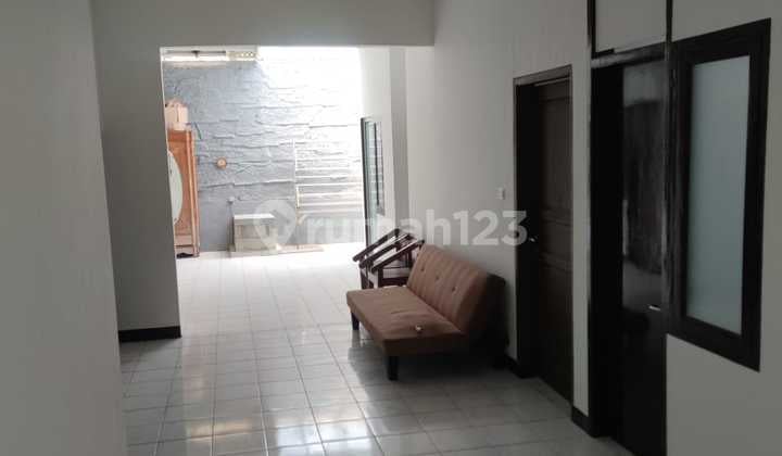 For Rent: House in Margacinta, Buah Batu, Bandung