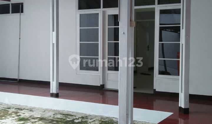 For Rent House in the Center of Bandung City Cijagra Lengkong