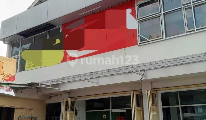 Translated to English:**"Rental of Shop/Office Space Former Clinic on Main Road Cimahi Bandung"**