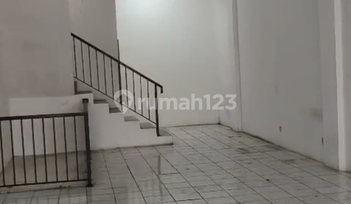 Ruko Gandeng 3 Lantai, 9 X 25, Lb 675, Fatmawati