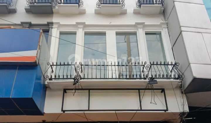 Ruko 4 Lantai, 4 X 18 , Fatmawati