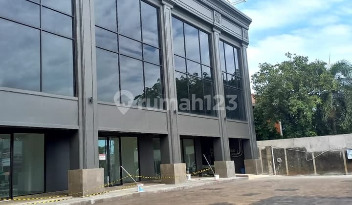 Ruko Baru 3 Lt , Lb 441 , Parkiran Luas , Bangka - Kemang