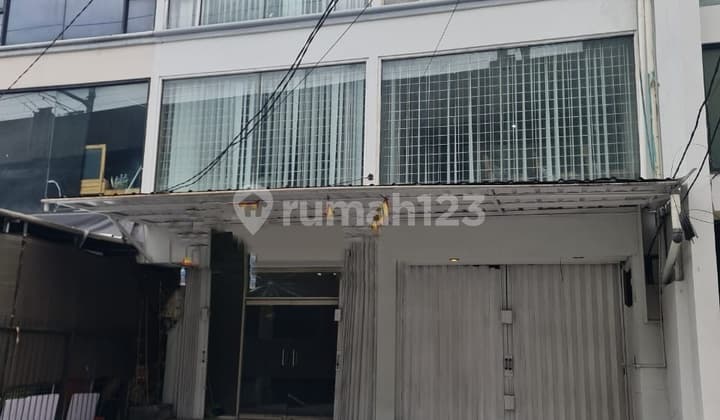 Ruko Gandeng 3 Lt, Fatmawati Raya