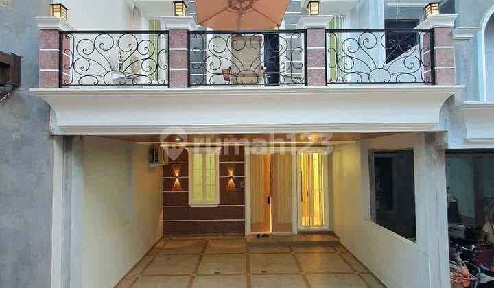Rumah Baru 2 Lt, Lt 70/lb 130, 3 Kt, Jagakarsa, Jaksel