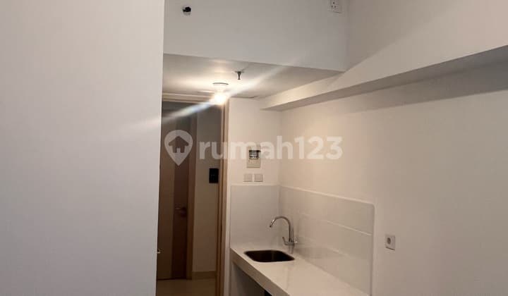 Disewakan Apartemen Tokyo Riverside Pik2 Studio Kosongan 10jt/thn