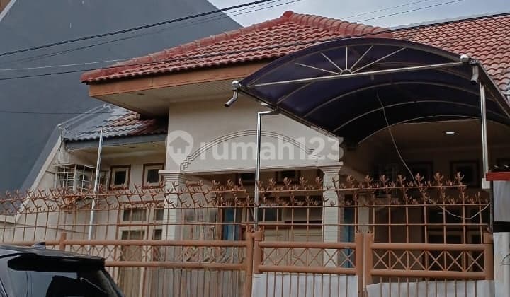 Jual Rumah 1lt Belakang Galaxy Mall