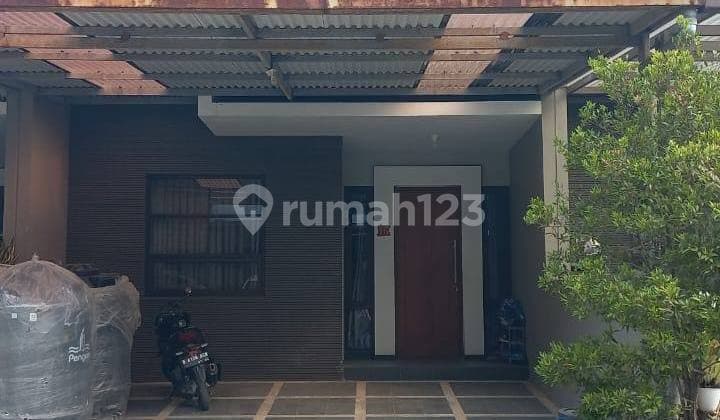 Rumah Modern 2 Lantai Siap Huni SHM di Jalan Peta