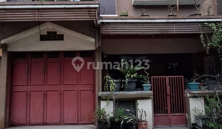 Rumah Minimalis Siap Huni 2,5 Lantai di, Margahayu
