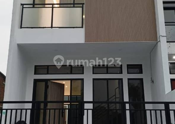 Rumah Minimalis Modern Siap Huni,Shm di Gede Bage