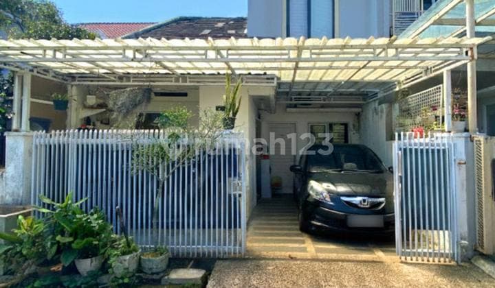 Rumah Bagus Unfurnished SHM Margahayu, Bandung
