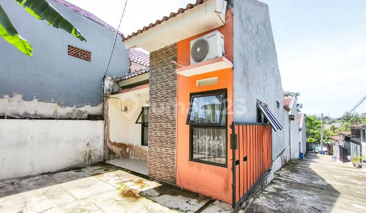 Rumah Hook 15 Menit ke Terminal Sawangan 1 Lantai Siap Huni J30250
