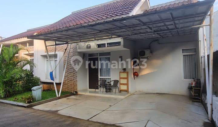 Rumah Luas Hadap Timur 15 Mnt ke Alia Hospital Depok Siap KPR J-44118