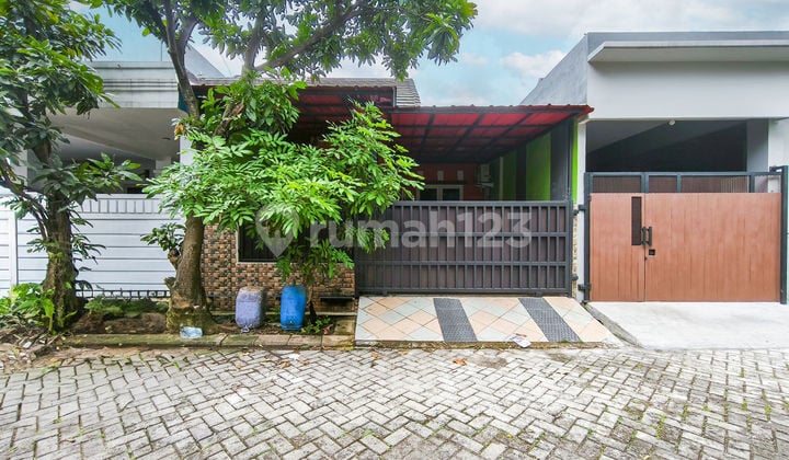Rumah SHM 12 Menit ke Stasiun Cilebut Siap Huni Dibantu KPR J-28961