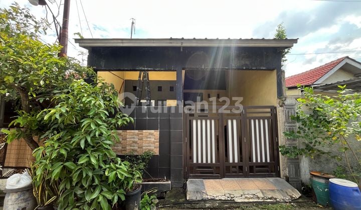 Rumah 2 Lt SHM 15 Menit ke Stasiun Tambun Siap Huni Dibantu KPR J-39415