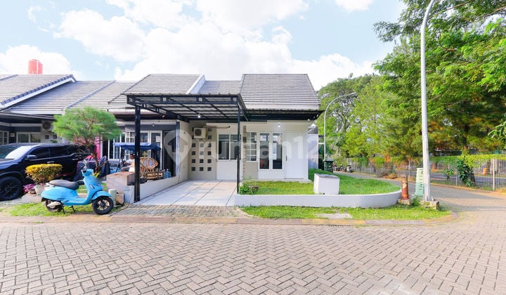Spacious Strategic House 10 Minutes to Ciputra Cibubur Mall, South Facing J-21638