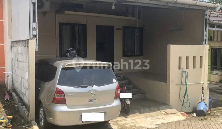 Rumah Minimalis Dekat Sawangan 15 Menit ke Terminal Dibantu KPR J38495