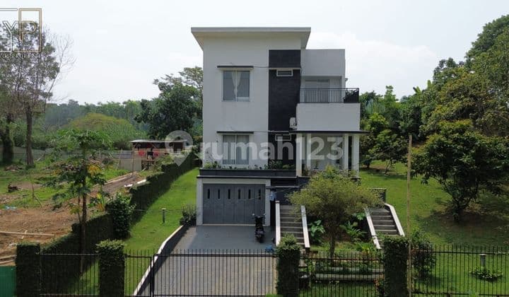 Rumah 2½ Lantai Siap Huni View Lapangan Golf || Harga 7,2 Milyar || Cluster Parahyangan || Sentul City