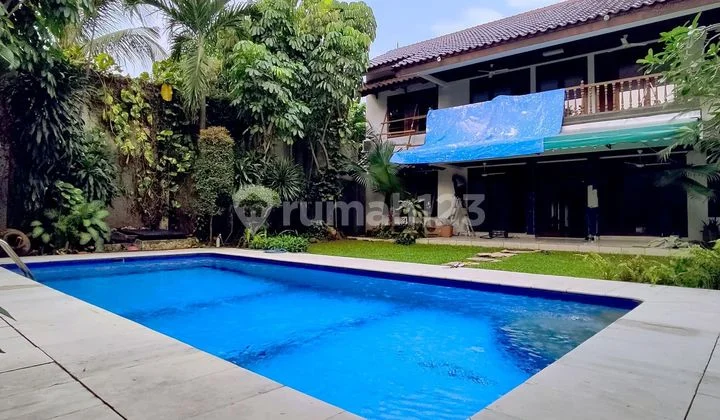 Rumah di Kemang bisa untuk kantor luas dan strategis