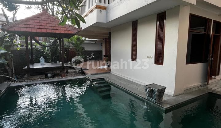 Rumah Mewah Murah di Pondok Indah Privat Pool Siap Huni
