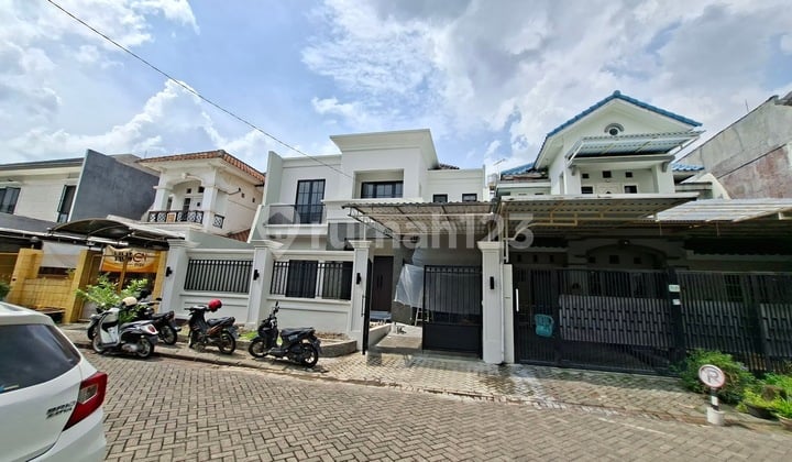 Rumah Gaya Eropa Baru Siap Huni di Dian Istana