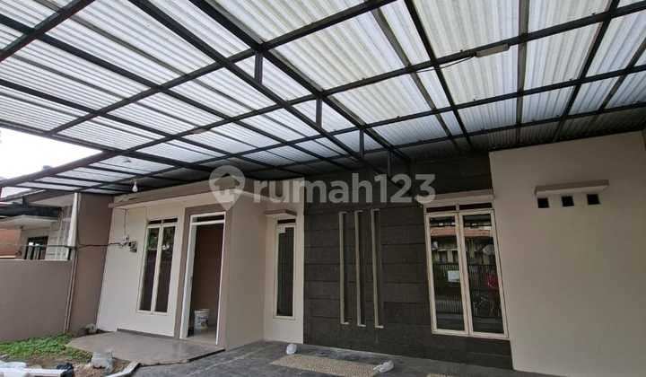 Dijual Cepat Rumah di Taman Holis Indah Bandung Sudah Renov