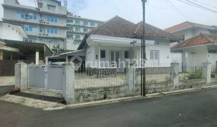 Dijual Rumah Lokasi Sayap Riau Bandung Siap Huni