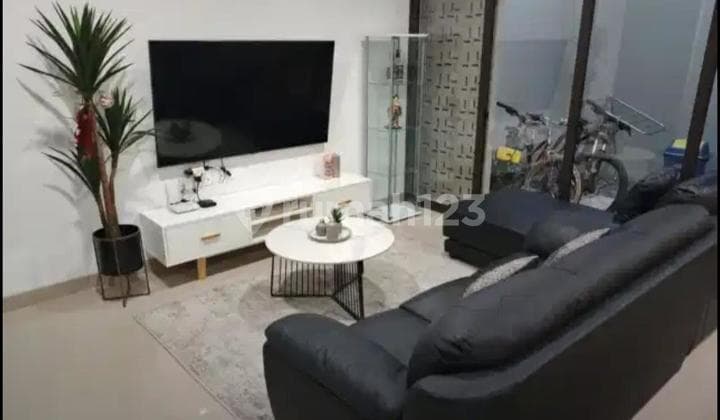 Disewakan Rumah Cantik Flora Summarecon Bandung Full Furnished