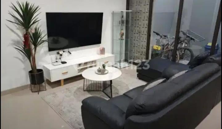 Disewakan Rumah Cantik Flora Summarecon Bandung Full Furnished
