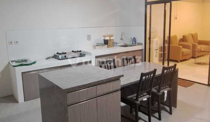 Dijual Rumah Semi Furnished di Kota Baru Parahyangan