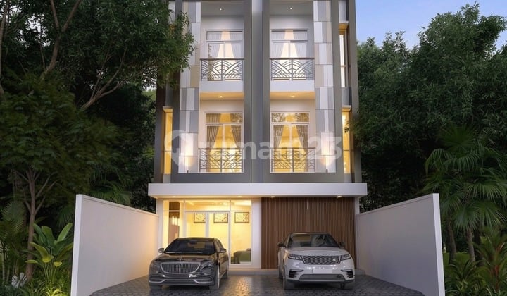 Beautiful Shophouse in Strategic Location Medan Sunggal