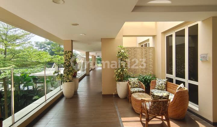 Apartment Rasa Rumah Dengan Teras di Amala Terrace Suit