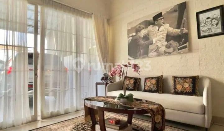 Rumah 2 Lantai Dengan Pool Kebayoran Residence Bintaro