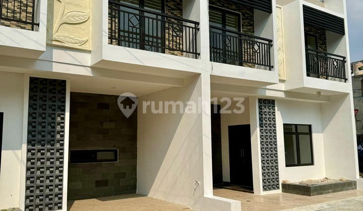 Rumah Siap Huni 2 Lantai Pangkalan Jati Dekat Fatmawati Pd Labu