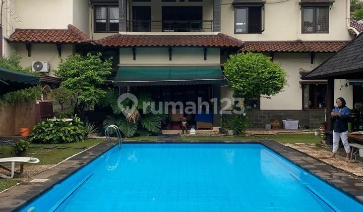Dijual Rumah Mewah Pesona Khayangan Dengan Pool Posisi Corner