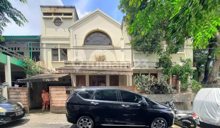 Rumah Tanjung Barat Dekat Kantor Kejaksaan Jakarta Selatan