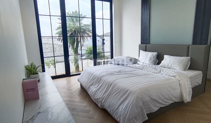 Di ******** Rumah Brand New Casa Varya Residences