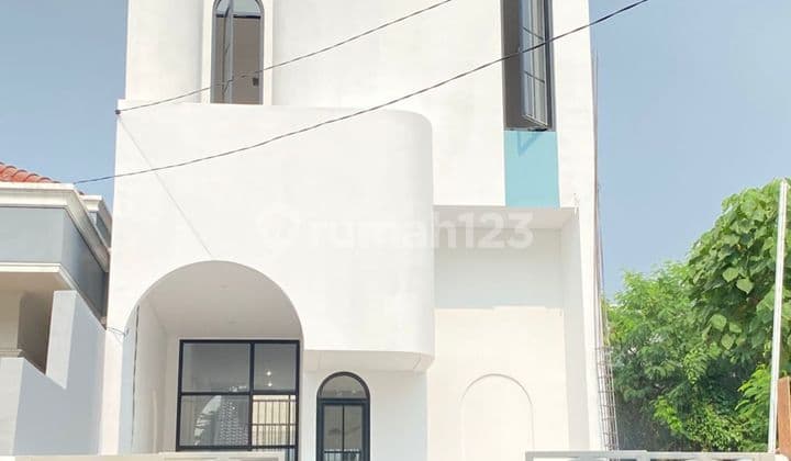 Di Jual Rumah Baru Tipe Santorini Meruya Utara