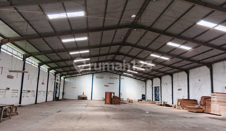 Di Jual Cepat Tanah 21.395 M2. Plus Bangunan Gudang Zona Induatri Cikande