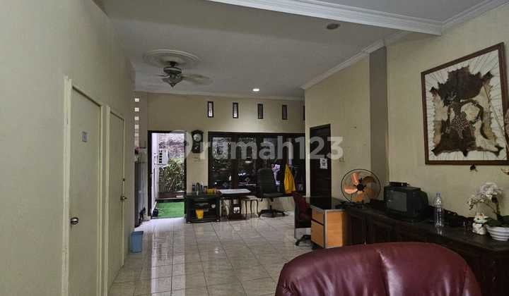 Di Jual Rumah Kost Terisi Full Tinggal Lanjutkan