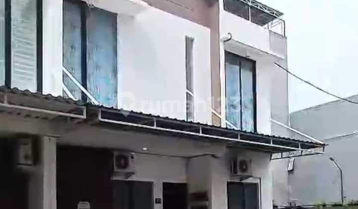 Dekat Petra!!Kost Exclusive Siwalankerto Surabaya