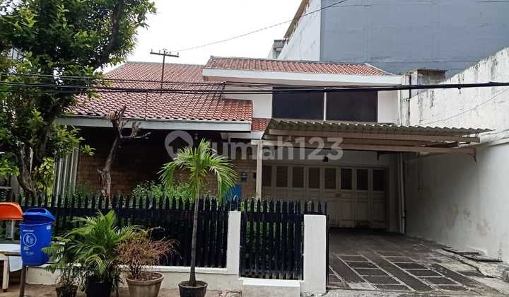 Dijual Cepat Rumah Di Cikini Strategis Harga Terjangkau Furnish