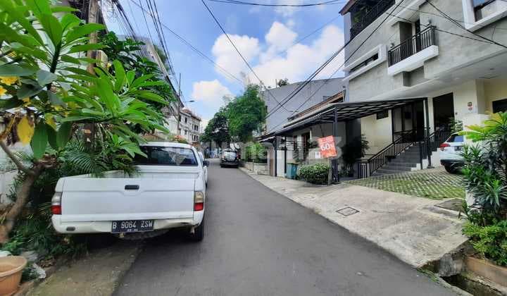 Dijual Rumah 2 Lantai Di Kuningan Jakarta Selatan Furnish