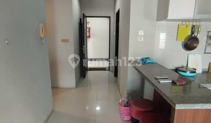 Disewakan 2 Bedroom Apartemen Cosmo Residence Furnish Harga Murah